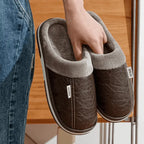 Pantufa de Couro Ortopédica com Forro Peluciado Antiodor